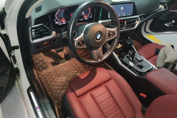 Used BMW 3 Series 2021 Facelifted 320Li M Sport Package Center Console