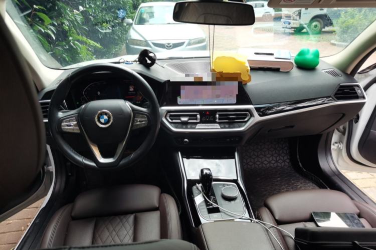 Used BMW 3 Series 2021 Restyled 320i Sport Package Center Console