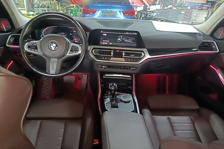 Used BMW 3 Series 2021 Facelifted 320Li M Sport Package Center Console