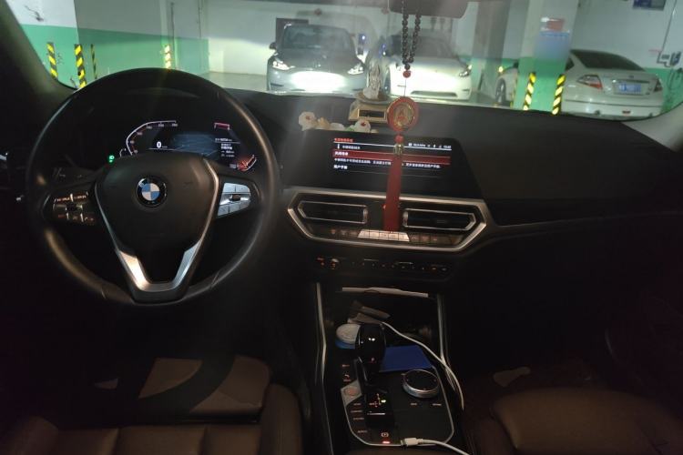 Used BMW 3 Series 2021 Restyled 320i Sport Package Center Console