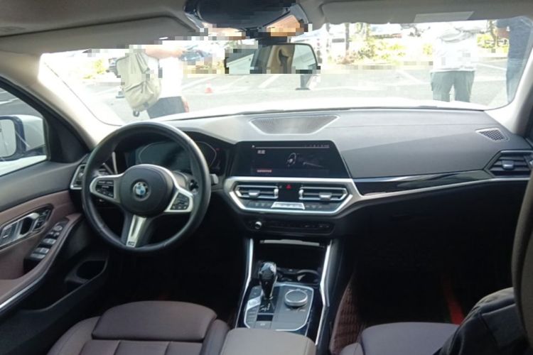 Used BMW 3 Series 2021 320Li M Sport Package Center Console