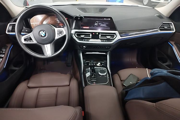 Used BMW 3 Series 2021 Second Facelift 325Li M Sport Package Center Console