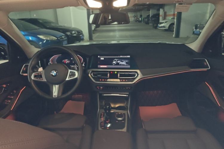 Used BMW 3 Series 2021 325Li M Sport Shadowline Package Center Console