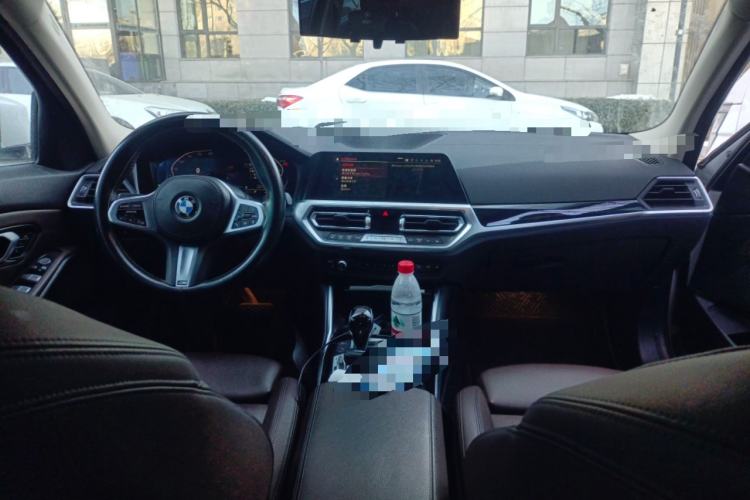 Used BMW 3 Series 2021 Facelifted 320Li M Sport Package Center Console