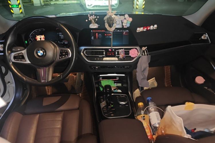 Used BMW 3 Series 2021 Facelifted 320Li M Sport Package Center Console