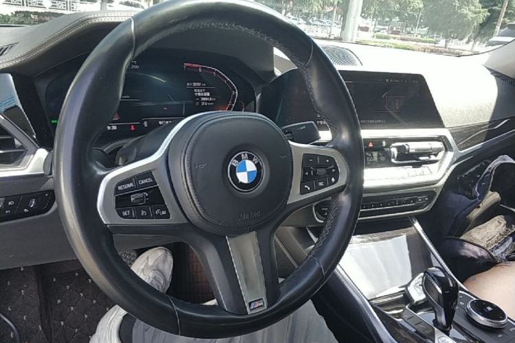 Used BMW 3 Series 2021 Second Facelift 325Li M Sport Package Center Console