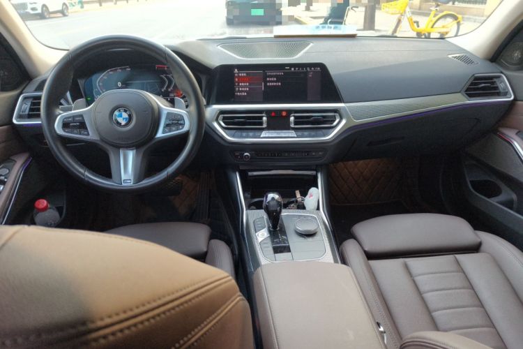 Used BMW 3 Series 2021 Second Facelift 330i M Sport Night Edition Package Center Console