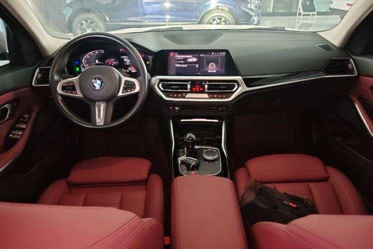 Used BMW 3 Series 2021 Facelifted 320Li M Sport Package Center Console