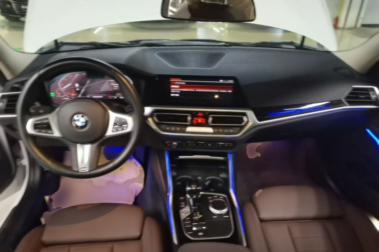 Used BMW 3 Series 2021 Second Facelift 320Li M Sport Package Center Console