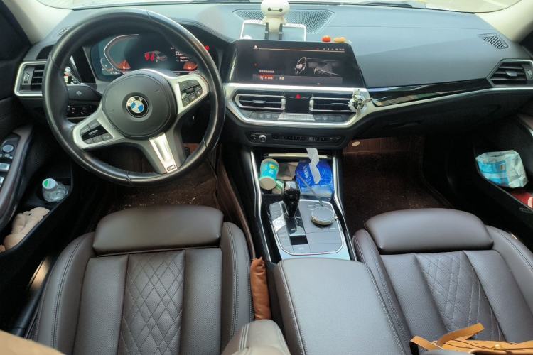 Used BMW 3 Series 2021 Facelifted 320Li M Sport Package Center Console