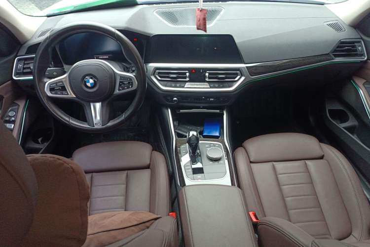 Used BMW 3 Series 2021 Restyled 325Li M Sport Package Center Console