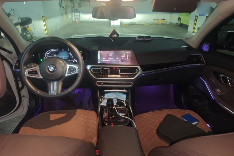 Used BMW 3 Series 2021 Facelifted 320Li M Sport Package Center Console