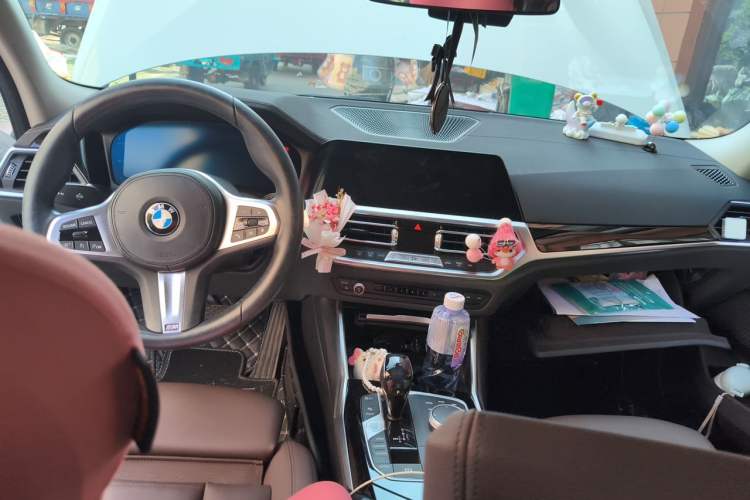 Used BMW 3 Series 2021 320Li M Sport Package Center Console