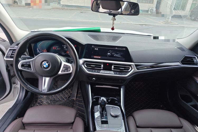 Used BMW 3 Series 2021 Facelifted 320Li M Sport Package Center Console