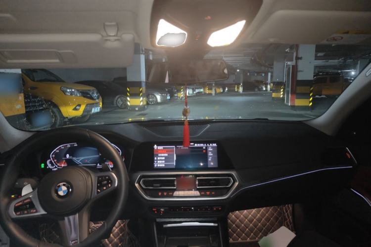 Used BMW 3 Series 2021 Second Facelift 325i M Sport Night Edition Package Center Console