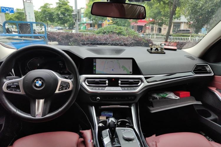 Used BMW 3 Series 2021 Facelifted 320Li M Sport Package Center Console