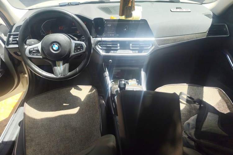 Used BMW 3 Series 2021 Second Facelift 325Li M Sport Package Center Console