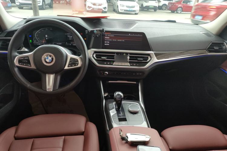 Used BMW 3 Series 2021 Second Facelift 325Li M Sport Package Center Console