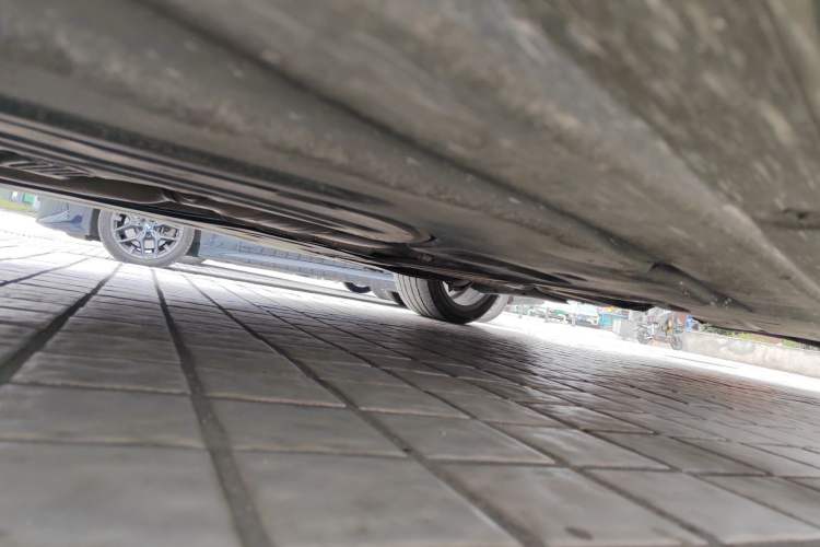 Used BMW 3 Series 2021 325Li M Sport Package Chassis Front Left