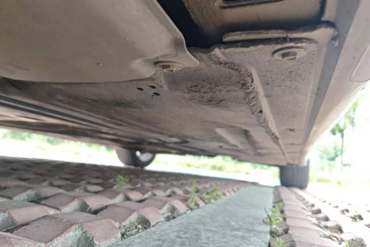 Used BMW 3 Series 2021 325Li M Sport Package Chassis Front Left