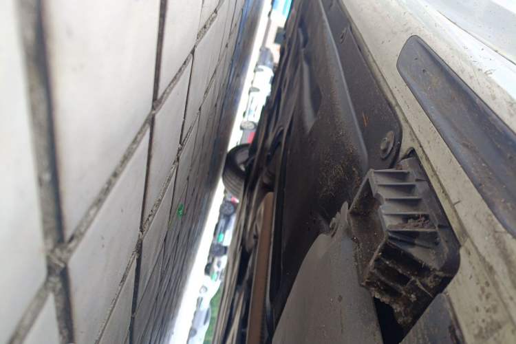 Used BMW 3 Series 2021 325Li M Sport Package Chassis Front Right