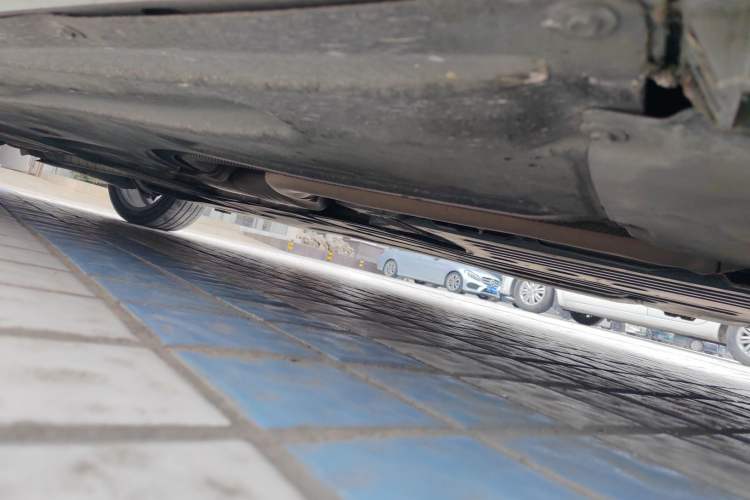Used BMW 3 Series 2021 325Li M Sport Package Chassis Front Right