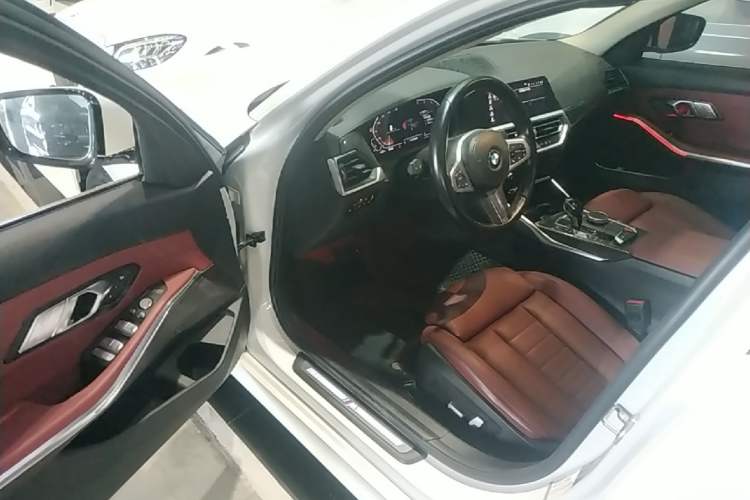 Used BMW 3 Series 2021 320Li M Sport Package Driver Seat