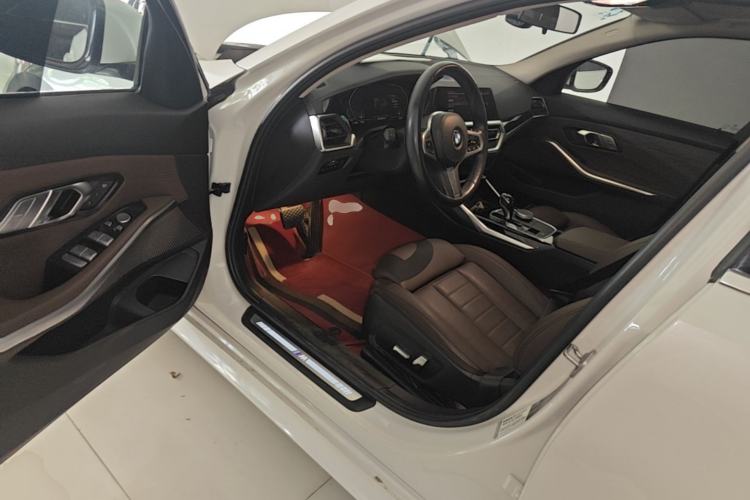 Used BMW 3 Series 2021 320Li M Sport Package Driver Seat
