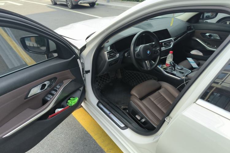 Used BMW 3 Series 2021 Facelifted 320Li M Sport Package Driver Seat