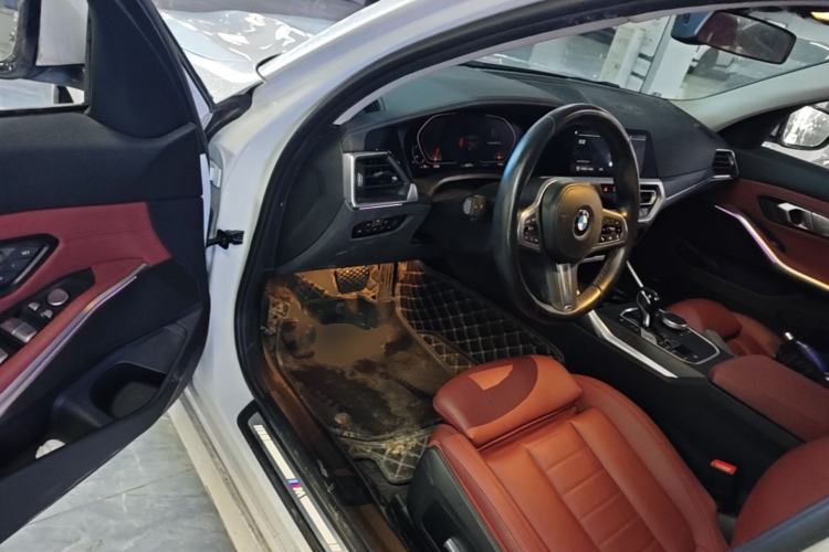 Used BMW 3 Series 2021 Second Facelift 325i M Sport Package Driver Seat