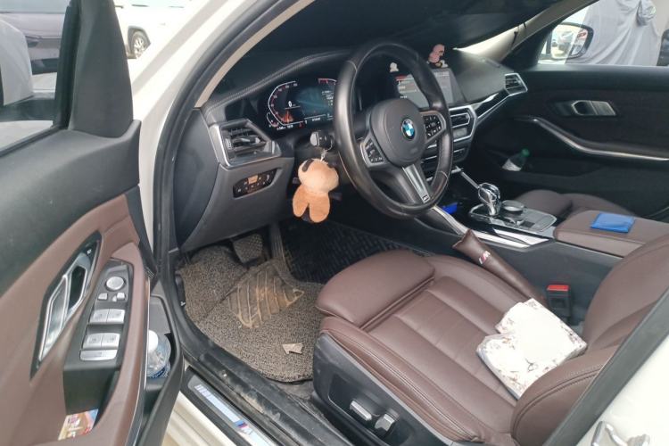 Used BMW 3 Series 2021 Facelifted 320Li M Sport Package Driver Seat