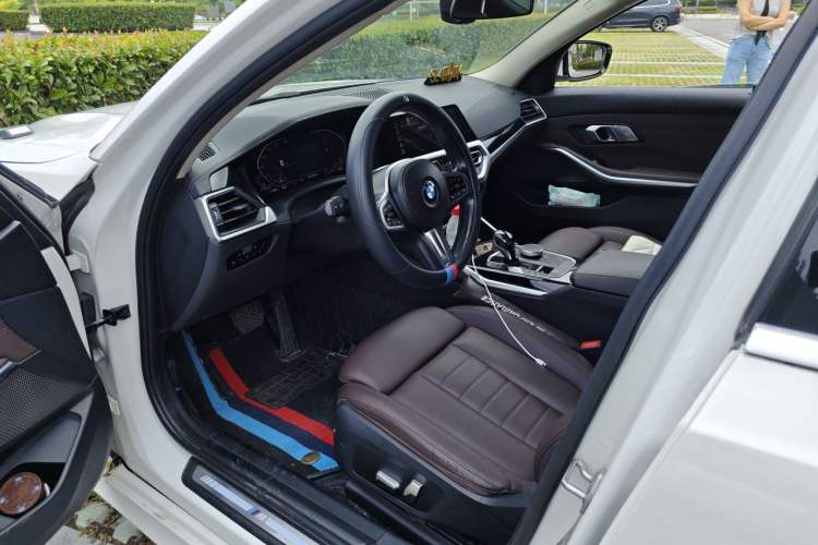 Used BMW 3 Series 2021 320Li M Sport Package Driver Seat