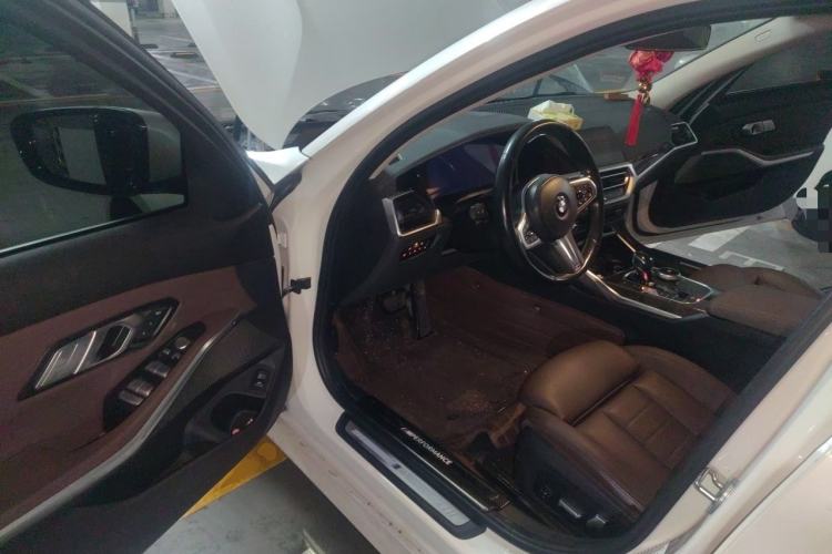 Used BMW 3 Series 2021 Restyled 325Li M Sport Package Driver Seat