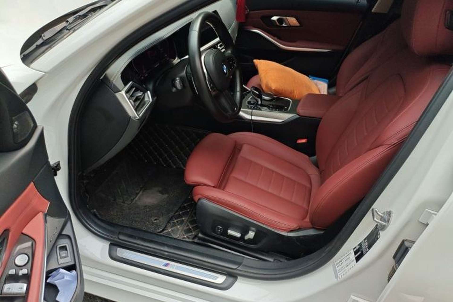 Used BMW 3 Series 2021 Facelifted 325Li M Sport Night Edition Package Driver Seat