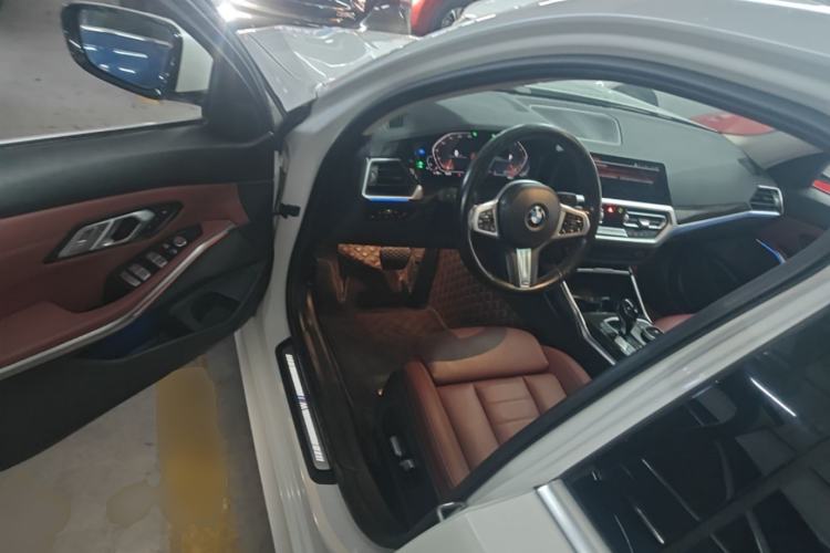 Used BMW 3 Series 2021 Restyled 325Li M Sport Package Driver Seat