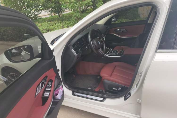 Used BMW 3 Series 2021 Facelifted 320Li M Sport Package Driver Seat