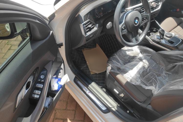 Used BMW 3 Series 2021 Restyled 325Li M Sport Package Driver Seat