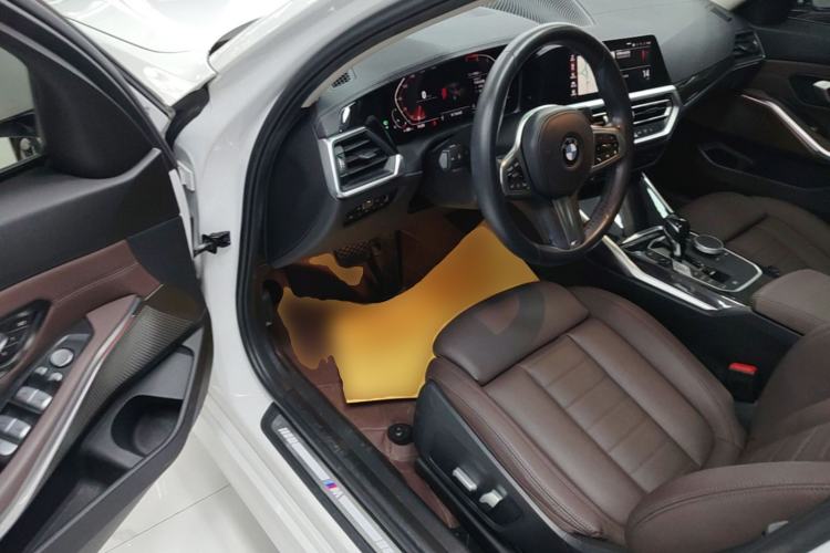 Used BMW 3 Series 2021 Second Facelift 325Li M Sport Package Driver Seat