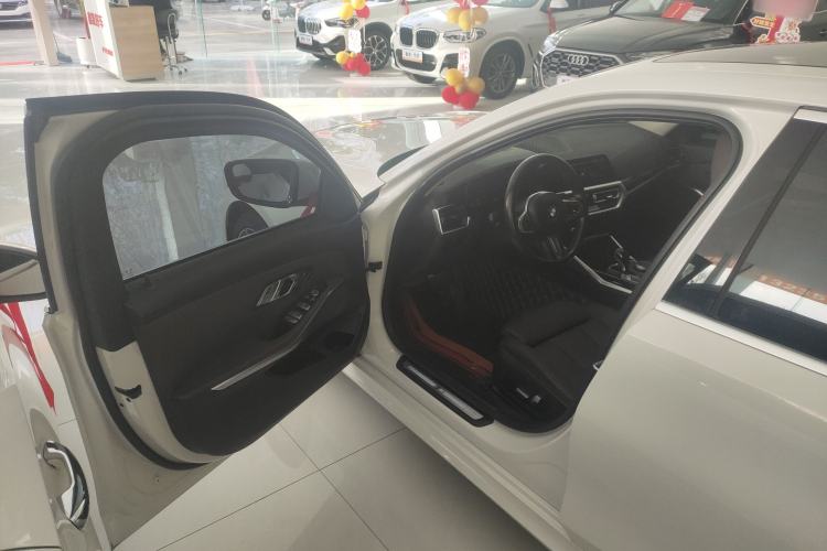 Used BMW 3 Series 2021 Facelifted 320Li M Sport Package Driver Seat