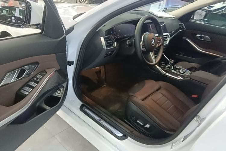 Used BMW 3 Series 2021 Restyled 325Li M Sport Package Driver Seat