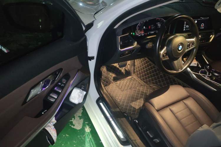 Used BMW 3 Series 2021 325Li M Sport Package Driver Seat