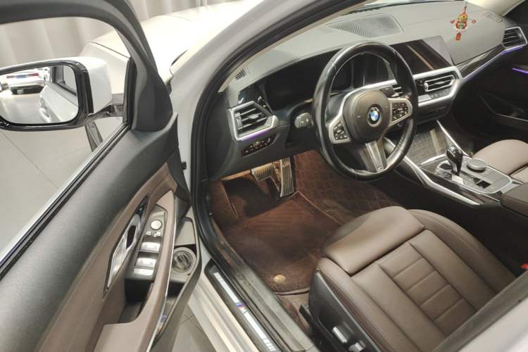 Used BMW 3 Series 2021 Second Facelift 325Li M Sport Package Driver Seat