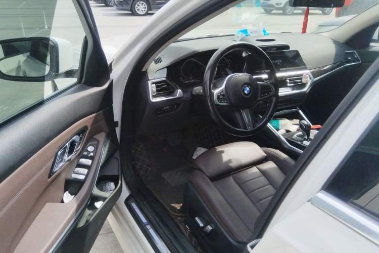Used BMW 3 Series 2021 Restyled 325Li M Sport Package Driver Seat