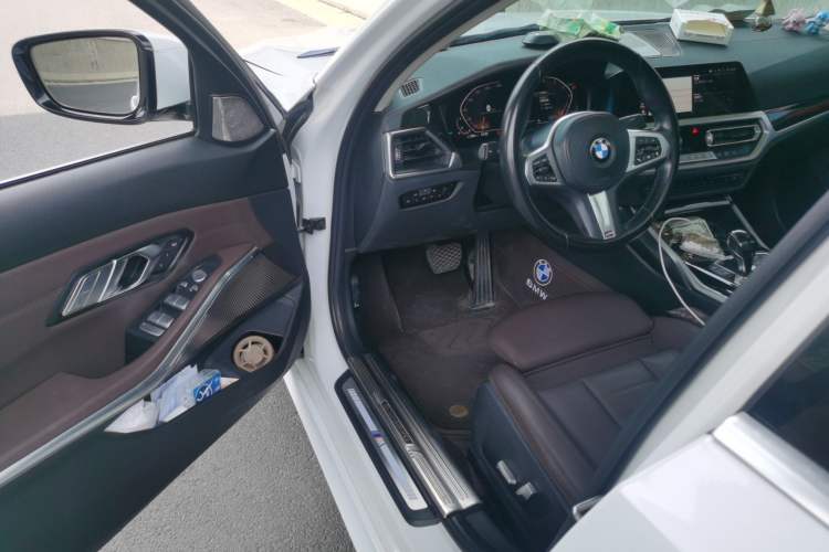 Used BMW 3 Series 2021 Facelifted 320Li M Sport Package Driver Seat