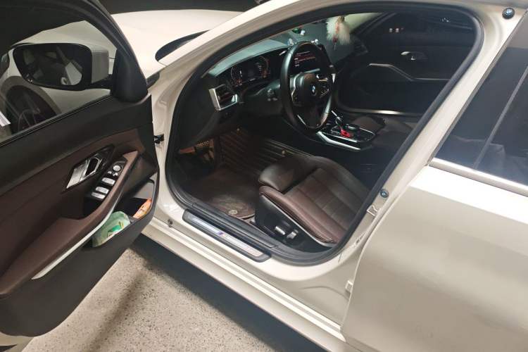 Used BMW 3 Series 2021 325Li M Sport Package Driver Seat