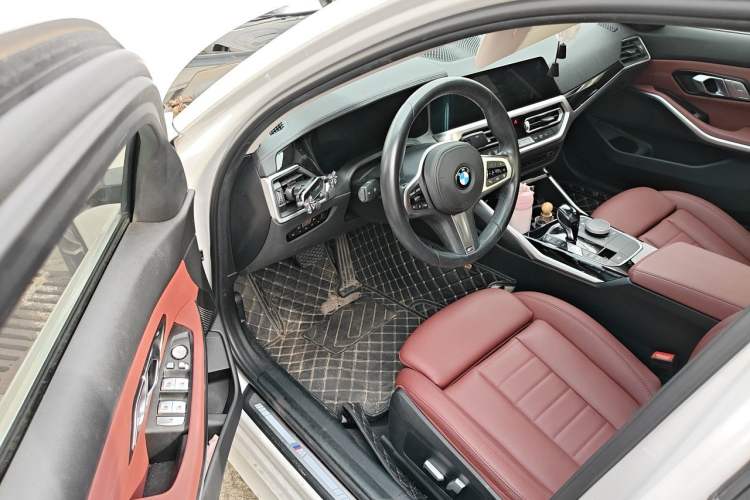 Used BMW 3 Series 2021 320Li M Sport Package Driver Seat