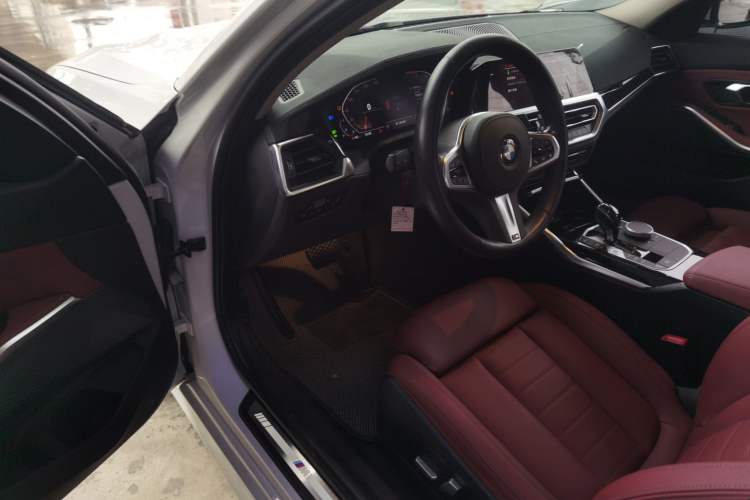 Used BMW 3 Series 2021 Facelifted 320Li M Sport Package Driver Seat