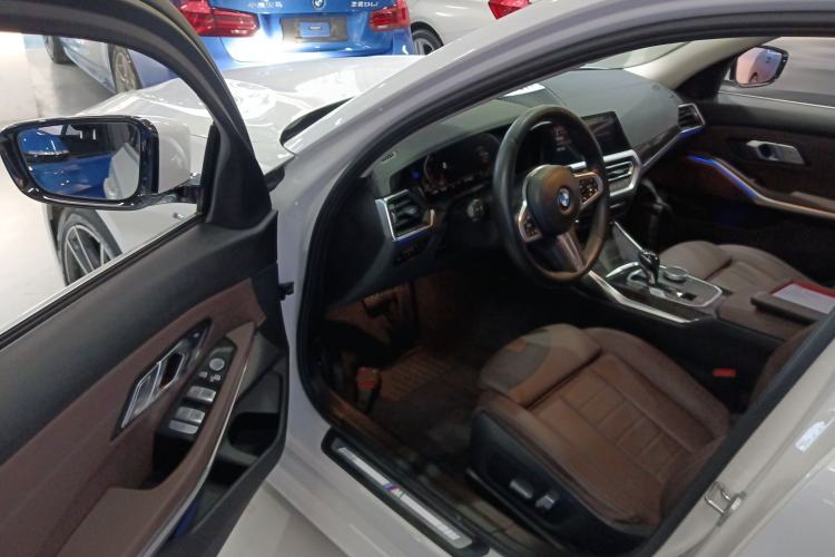Used BMW 3 Series 2021 Restyled 325Li M Sport Package Driver Seat