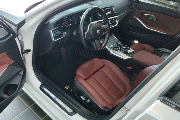 Used BMW 3 Series 2021 Facelifted 325Li M Sport Night Edition Package Driver Seat
