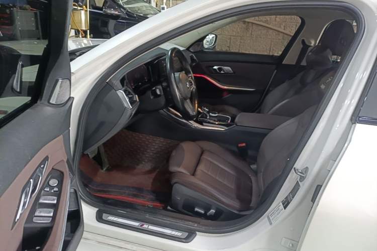 Used BMW 3 Series 2021 Facelifted 320Li M Sport Package Driver Seat
